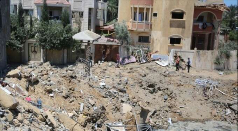 İsrail bir anne ve 3 çocuğunu uykularında katletti!