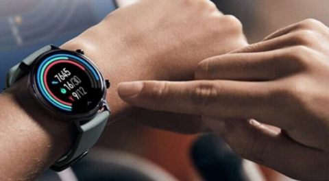 Tansiyon ölçebilen akıllı saat geliyor!