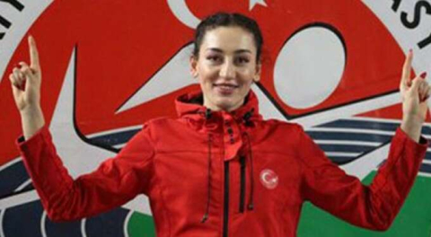 Milli atlet Tuğba Danışmaz tarihe geçti