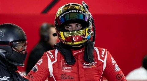 Milli otomobil sporcusu Salih Yoluç, takımıyla Fransa'da birincilik elde etti!