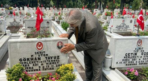 Edirnekapı Şehitliği'nde kahreden anlar... 'O gelemeyince biz geldik'