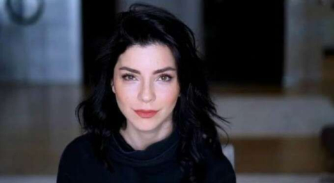 Merve Boluğur'dan kırmızı ruj açıklaması: Hayatımdan elalemi kaldırdım