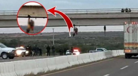 Köprüye çıplak halde astılar!