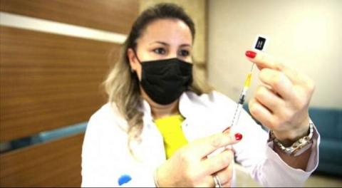 Ülke genelinde bir haftada 5,3 milyon dozdan fazla aşı uygulandı