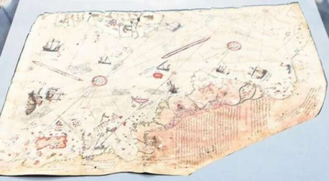 İlk fotoğraf! Piri Reis Haritası, Cülus tahtı ve Kaşıkçı Elması...