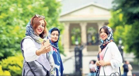 İslami flört! İnternette devletten onaylı uygulama!