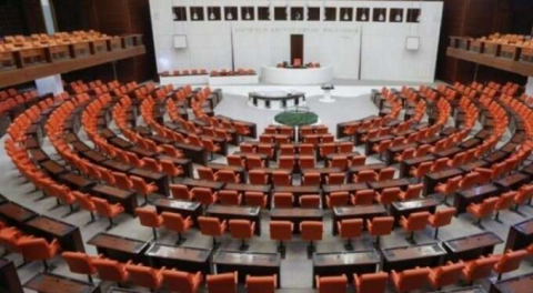 İlk 6 madde kabul edildi