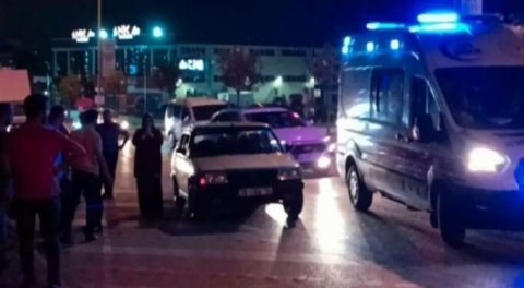 Durumu ağır... Bursa'da kavgadan kaçarken aracın altında kaldı!