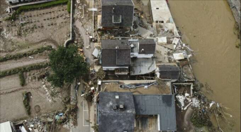 Almanya'da sel felaketinde ölenlerin sayısı 156'ya yükseldi