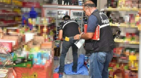 İzmir'de korkunç olay! Arkadaşının karısını bıçakladı