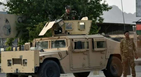 Taliban'dan havalimanına roket saldırısı: Uçuşlar durduruldu