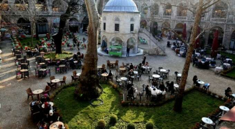 Koronavirüs salgını nihayet bitiyor mu? Umut veren açıklama...