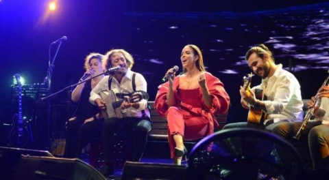 Fettah Can ve Cansu Kurtçu'dan Bursa'ya özel gece