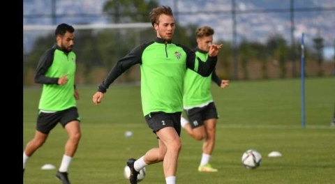 Timsah'ın Kocaeli kampı devam ediyor