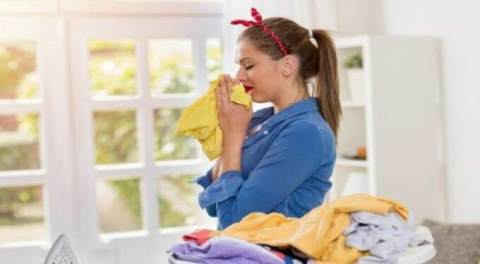 Yumuşatıcı kullanmadan çamaşırları güzel kokutma yöntemleri