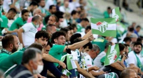 Bursaspor'un 4 maçına 19 bin 961 taraftar...