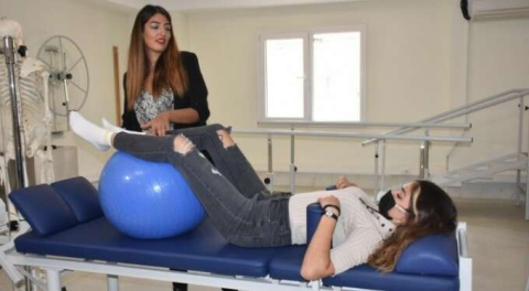 İdrar kaçırma sorununa pelvik taban egzersiziyle tedavi