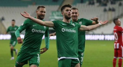 Bursaspor 3 puanı, 3 golle aldı