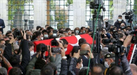 Özdemir Bayraktar son yolculuğuna uğurlandı