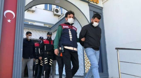 Bursa'da 'hakkınızda soruşturma var' diyerek 145 bin lirasını dolandırdılar
