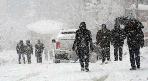 Meteoroloji'den kar, kuvvetli yağmur ve fırtına uyarısı!
