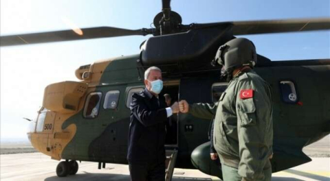 Bakan Akar: 'Teröristlerin peşinde olmaya devam edeceğiz'