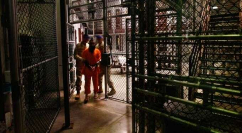 Guantanamo mahkumu işkenceyi anlattı!