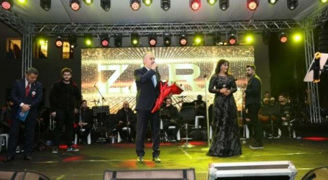 Bursa'da Cumhuriyet coşkusu Zara ile tavan yaptı