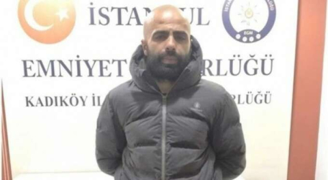 Bıçaklı saldırgandan 'pes' dedirten savunma