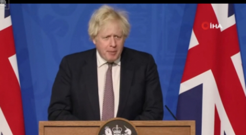 İngiltere'de maske kullanımı yeniden zorunlu olacak