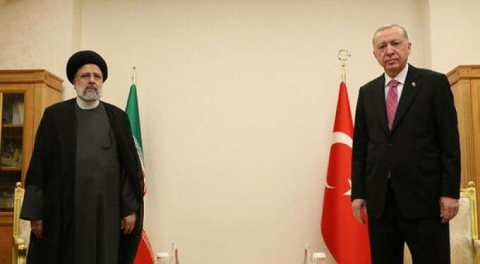 Erdoğan, İranlı mevkidaşı Reisi ile görüştü