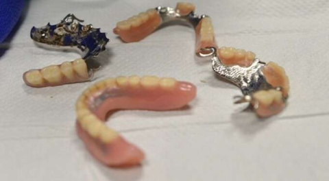 Bursa'da hepsi otobüslerde bulundu: Davul, takma diş, sefer tası...