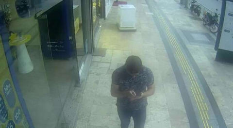 Lodos ilginç anlara sahne oldu! 'Baktım makine gidiyor, ben de peşine düştüm'