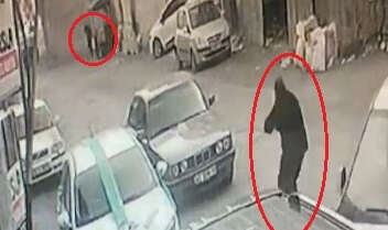 Bursa’da güpegündüz sokak ortasında silahlı çatışma 