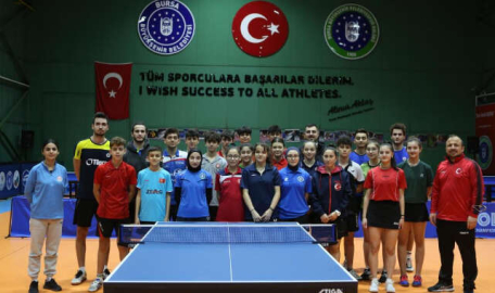 Masa Tenisi Milli Takım kampları Bursa’da devam ediyor  