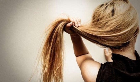 Saçlarınız inceliyorsa nedeni bu besinler olabilir