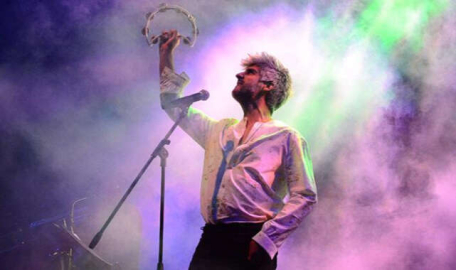 Sahneye çıkmayan Manuş Baba, açıklama yaptı