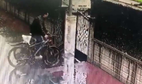 Bursa'da sitede hırsızlık! Aldığı gibi götürdü