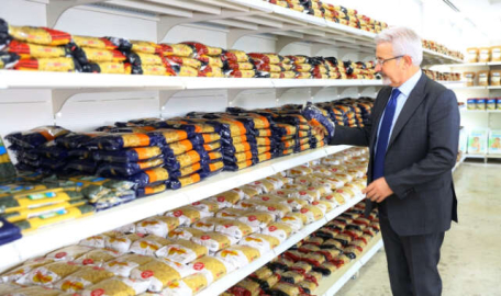 Bursa'daki bu markette para geçmiyor