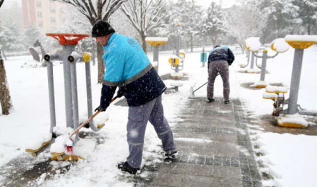 Nilüfer'de karla aralıksız mücadele