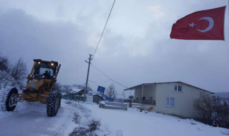 Bursa yollarında kar mesaisi  