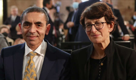 Şahin ve Türeci'ye Almanya’da büyük bilim ödülü  