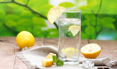 Yeşil çay, soda ve limon tarifi