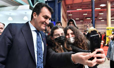 Başkan Dündar’dan Kitap Fuarına ziyaret 