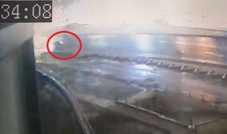 Bursa'da korkutan kaza! Araçta sıkıştı...