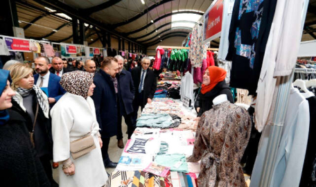 İnegöl'de Kadınlar Alışveriş Şenliği başladı!