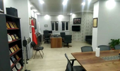 Belediye başkanına makamında silahlı saldırı