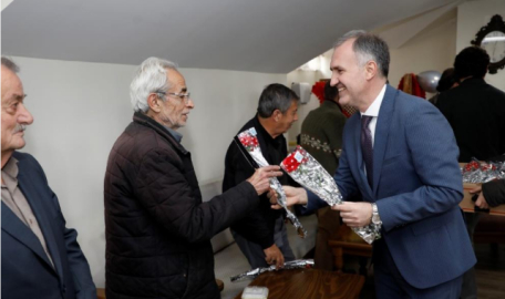 Başkan Taban’dan huzurevi sakinlerine sürpriz ziyaret  
