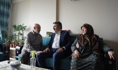 Başkan Yılmaz'dan yaşlılara vefa ziyareti  