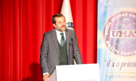 Gürsu Belediyesi gençlerin yolunu aydınlatıyor 